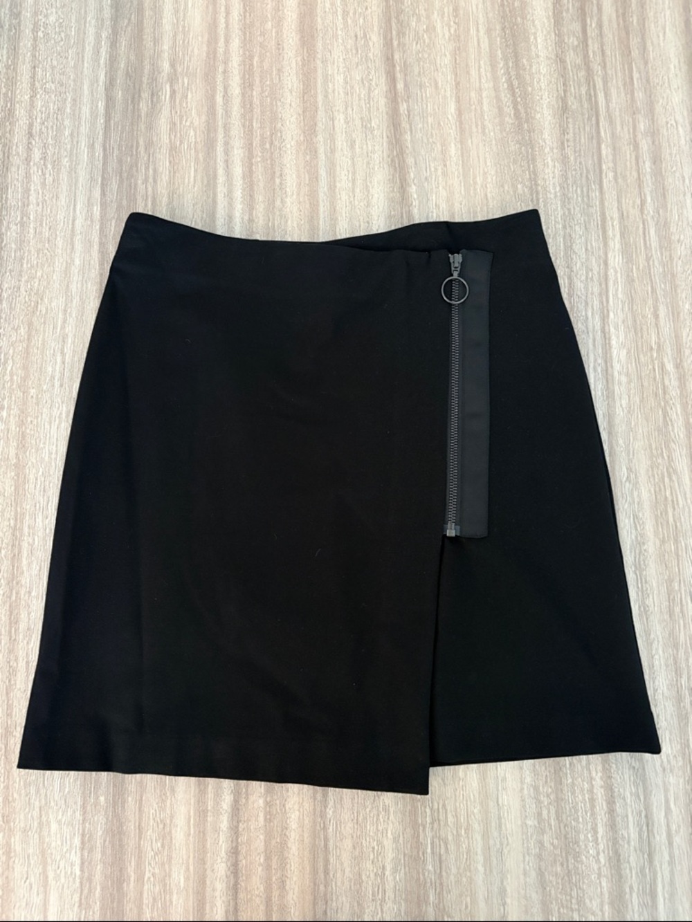 J. McLaughlin Glenna Mini Skirt Asymmetrical Zipper Women’s Size 4